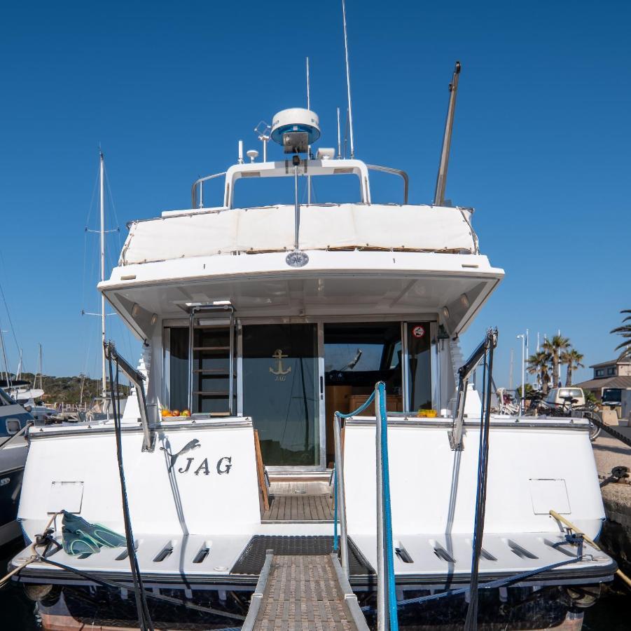 Hebergements Bateaux A Quai Porquerolles Kültér fotó