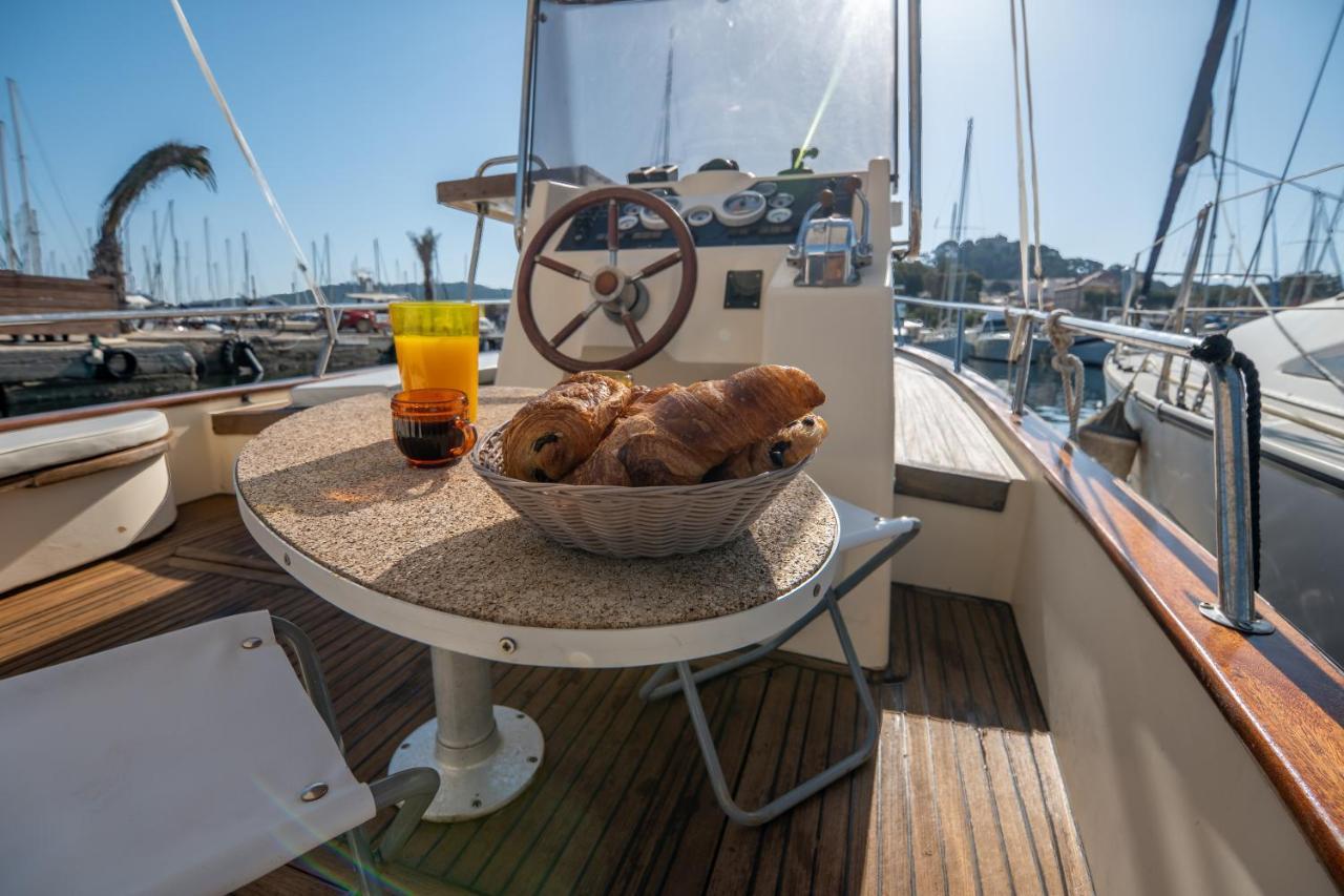 Hebergements Bateaux A Quai Porquerolles Kültér fotó